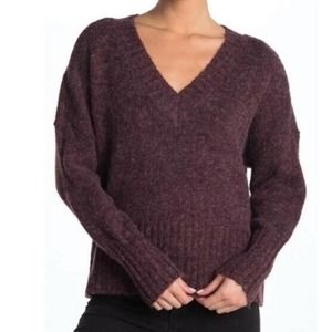 Abound V-neck Fuzzy Sweater Purple Size M